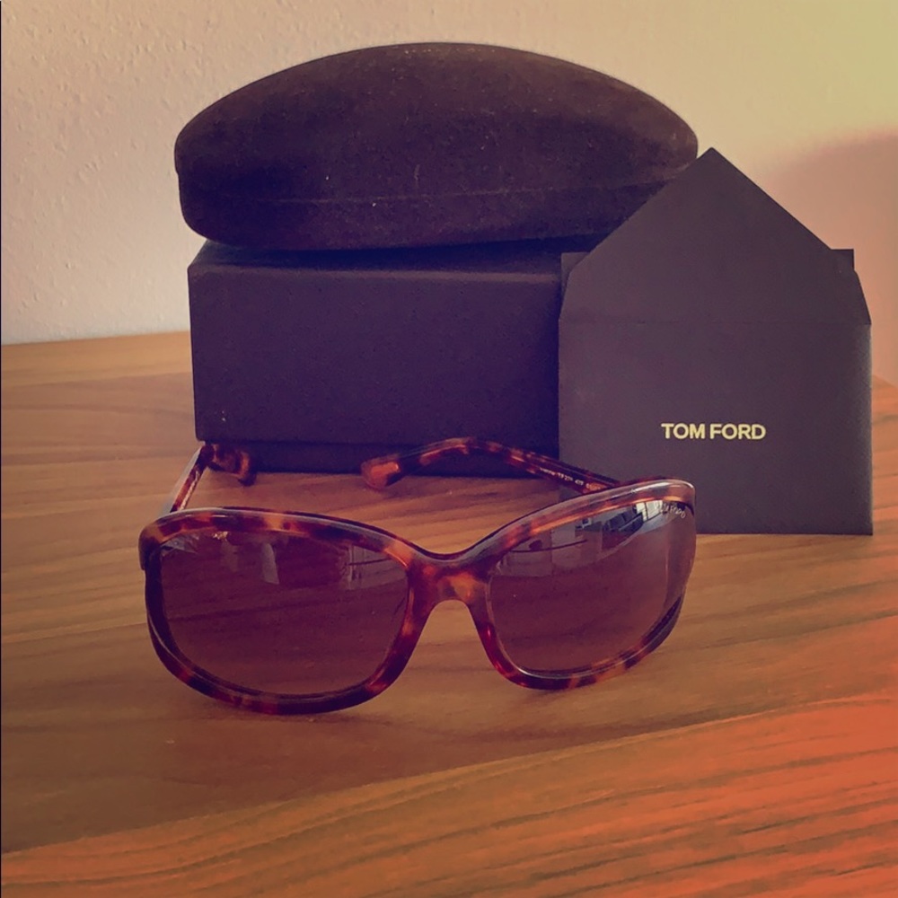 Authentic Tom Ford Vivienne sunglasses